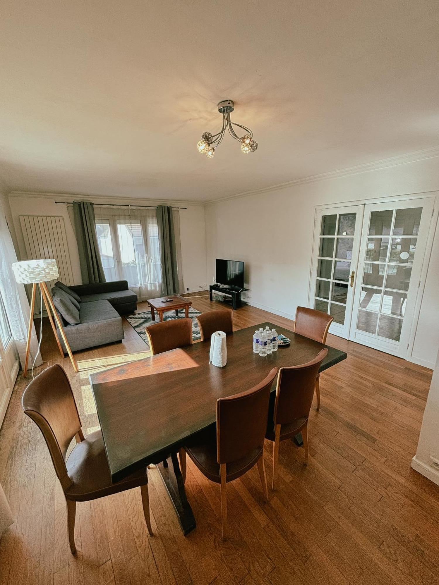 Duplex Avec Jardin - Proche Paris - Disneyland - Rer - Noisy-le-Grand Εξωτερικό φωτογραφία